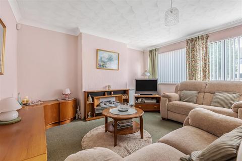 9 Brooklands, Headcorn, Ashford, TN27 9QS
