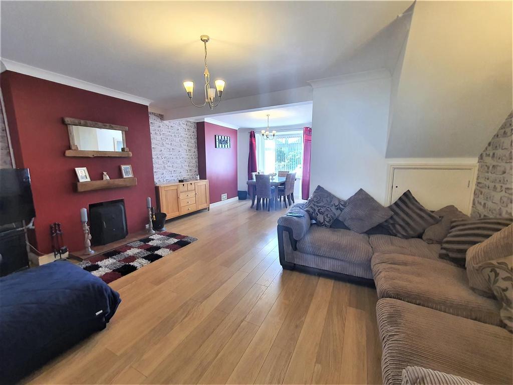 Thomas Crescent, North Cornelly 3 bed terraced house for sale £155,000