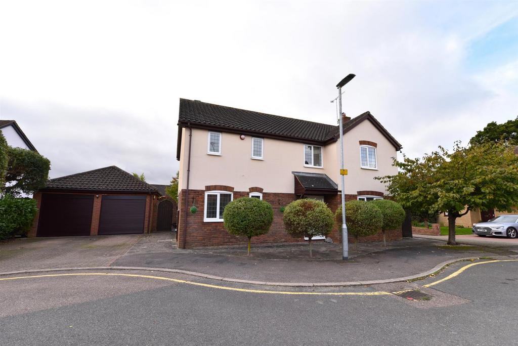 Newbury Close, Chancellors Park... 4 bed detached house £775,000