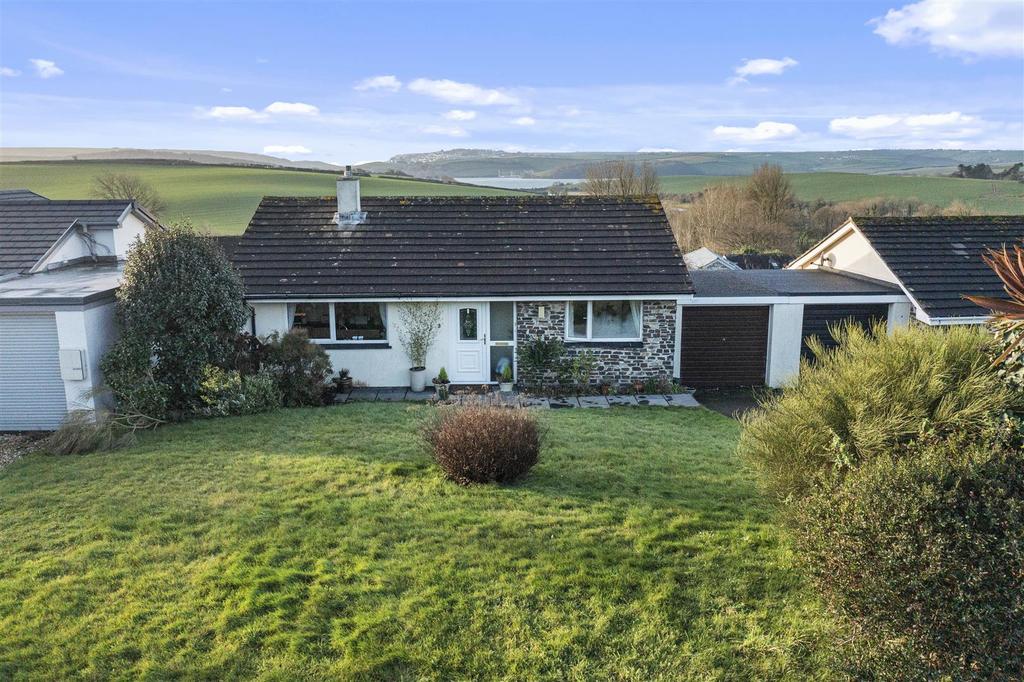 Lyte Lane, West Charleton, Kingsbridge 2 bed bungalow for sale £375,000