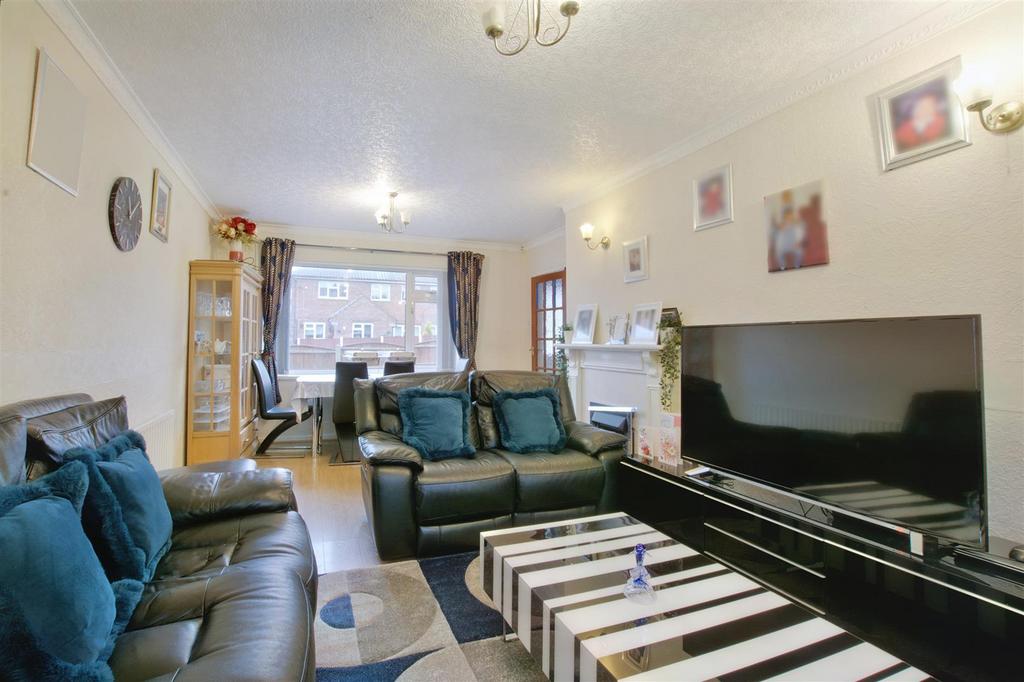 Living Room.jpg