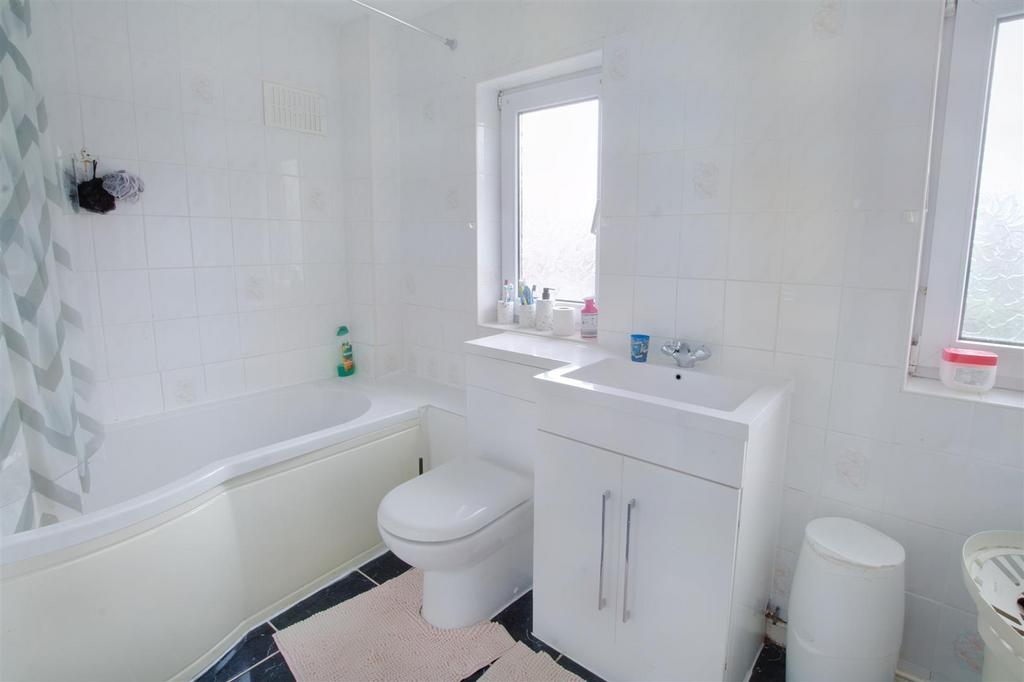 Bathroom.jpeg