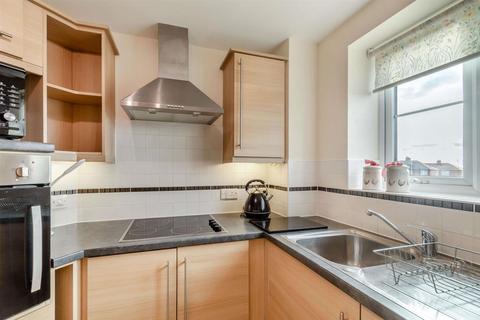 1 bedroom apartment for sale - Eastgate, Pickering