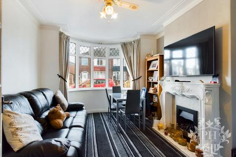 32 Hutton Road, Middlesbrough, TS4 2LE