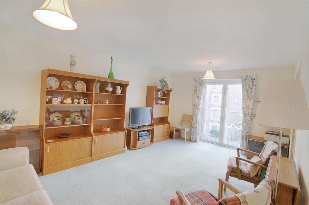 8534370-interior05-800.jpg