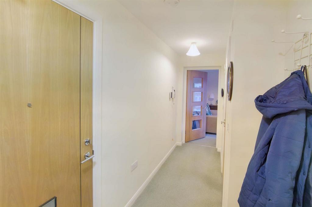 8534370-interior12-800.jpg