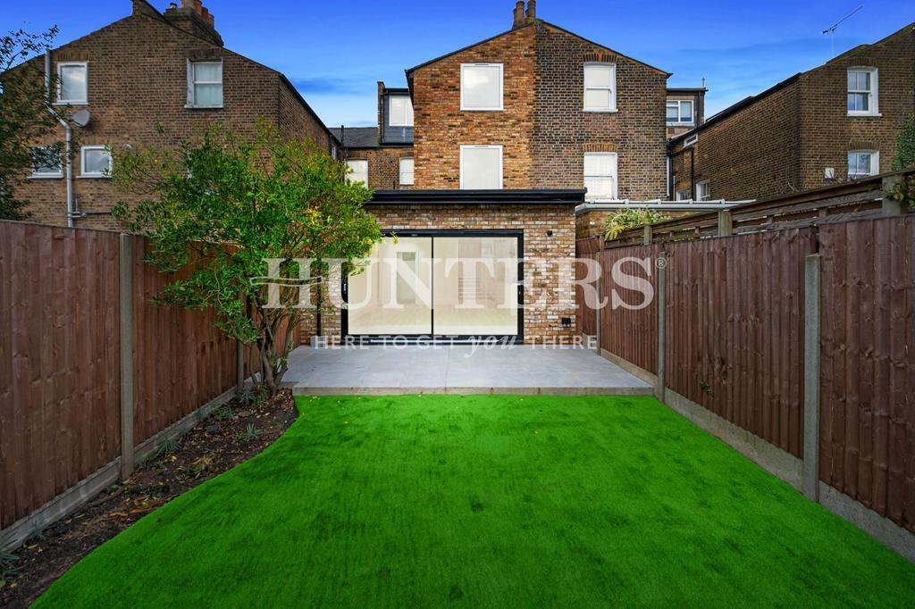 Ulysses Road, London, NW6 2 bed apartment £3,300 pcm (£762 pw)