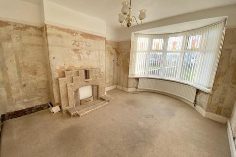 3 bedroom end of terrace house for sale - Sandy Road, Llanelli