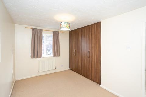 12 Malden Fields, Bushey, WD23 2QA