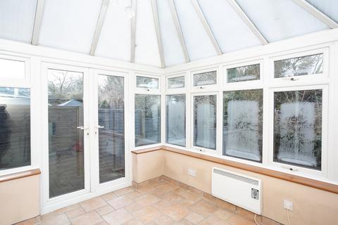 12 Malden Fields, Bushey, WD23 2QA