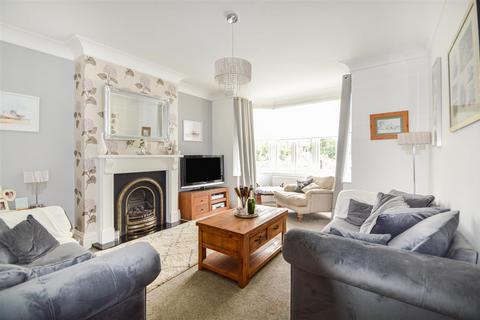 307 Beverley Road, Anlaby, Hull, HU10 7AH