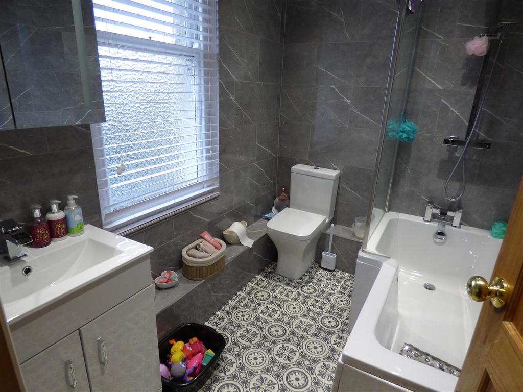 Bathroom WC