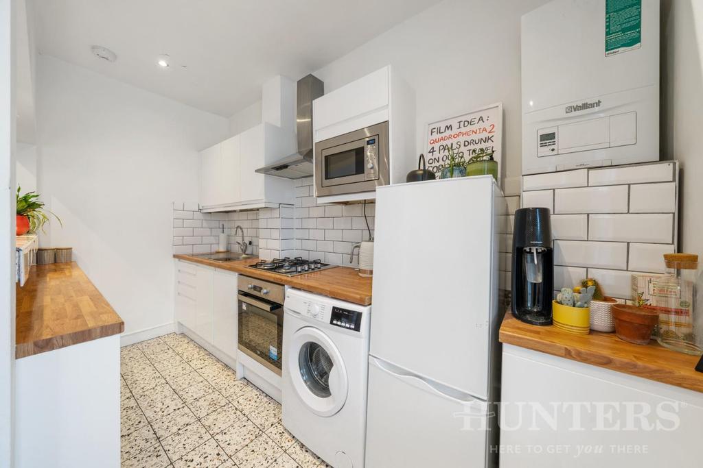 73 A, Tynemouth Road N15 4 AU-9.jpg