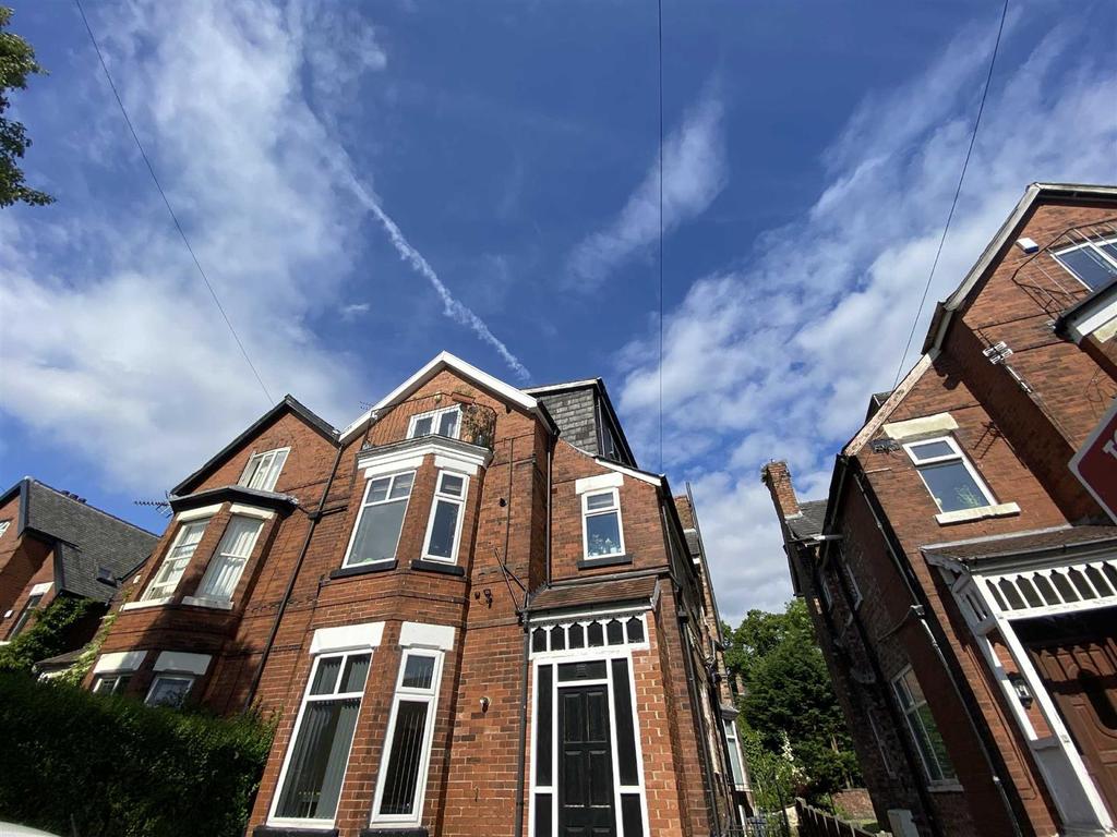 Ellesmere Road, Chorlton 2 bed flat £995 pcm (£230 pw)