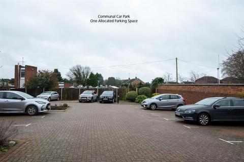10 Archfield, Wellingborough, NN8 4HH