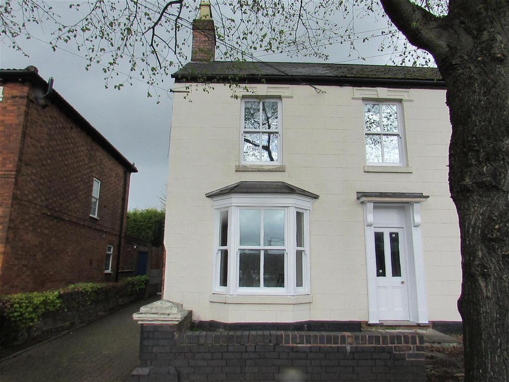 Albert Road, Tamworth, Staffordshire 2 bed terraced house £750 pcm (£