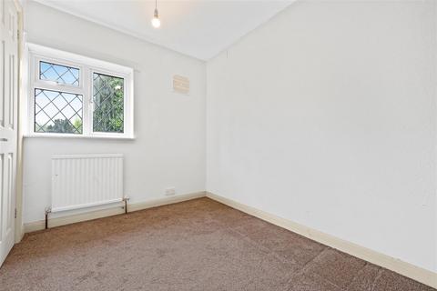 34 Park Drive, Ascot, SL5 0BD