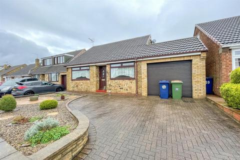 3 bedroom detached house for sale - Layland Road, Skelton-In-Cleveland, Saltburn-By-The-Sea