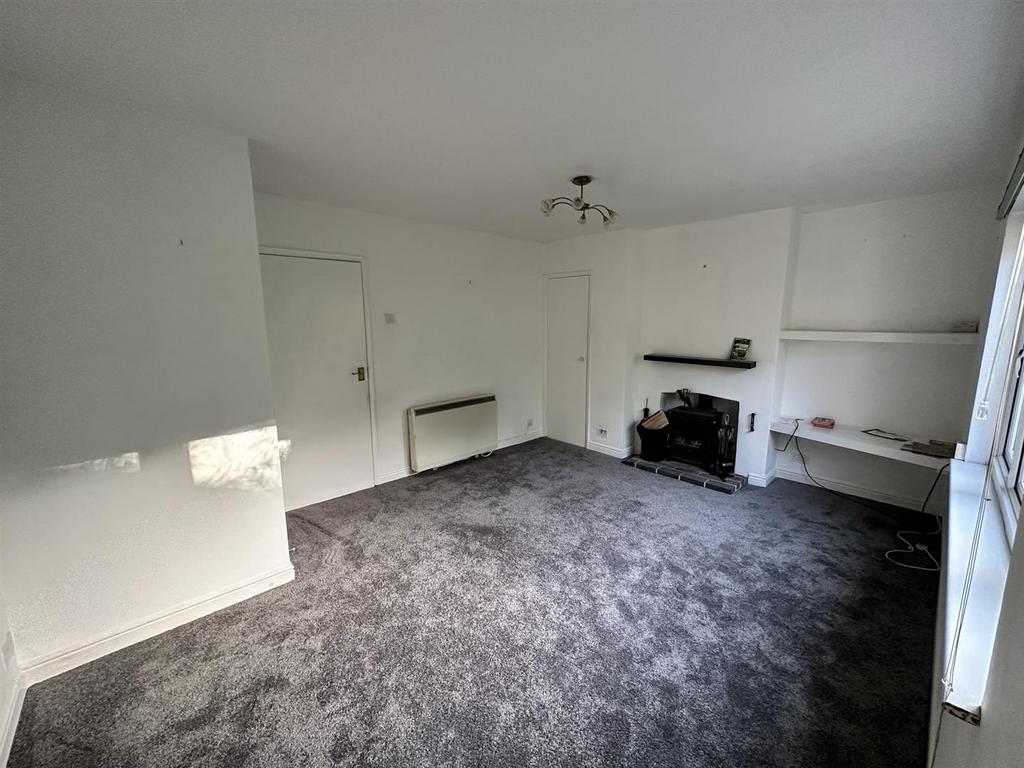 Lounge 2.JPEG