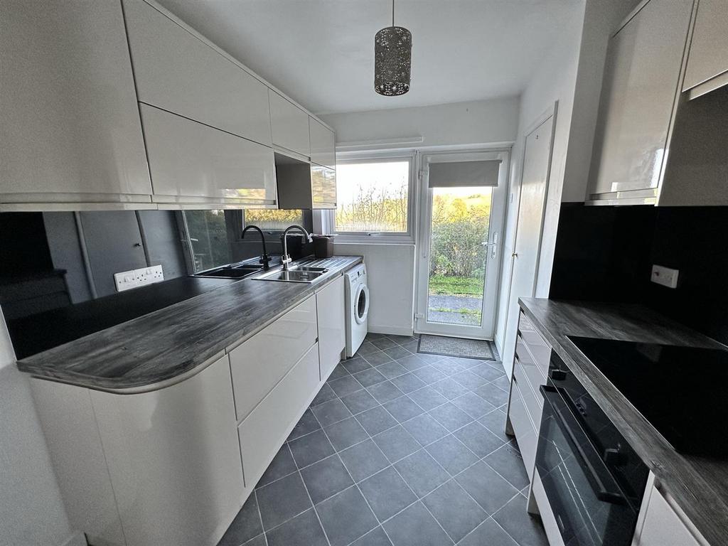 Kitchen.JPEG