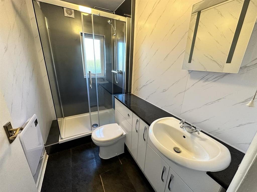 Bathroom.JPEG
