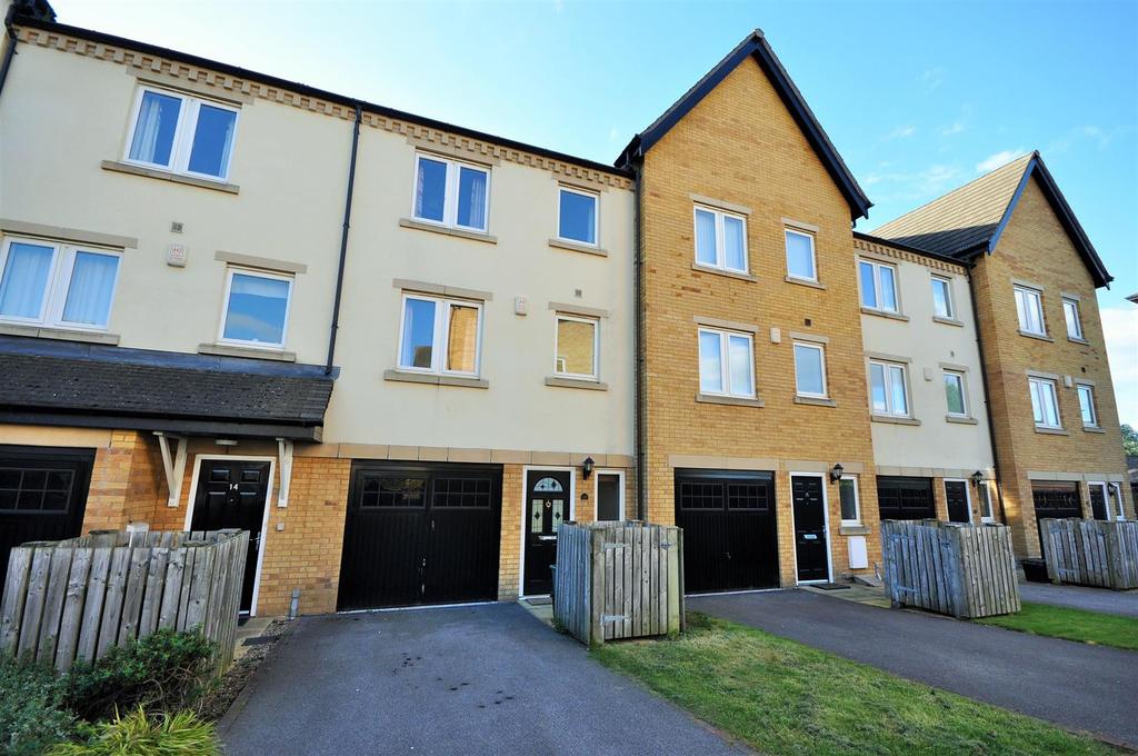 William Court, York 4 bed house to rent £1,700 pcm (£392 pw)