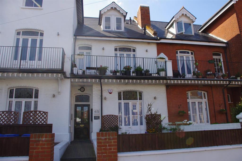 St. Mildreds Road, WestgateOnSea 1 bed flat £750 pcm (£173 pw)