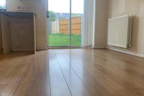 3 bedroom house to rent - Delamere Drive, Walsall