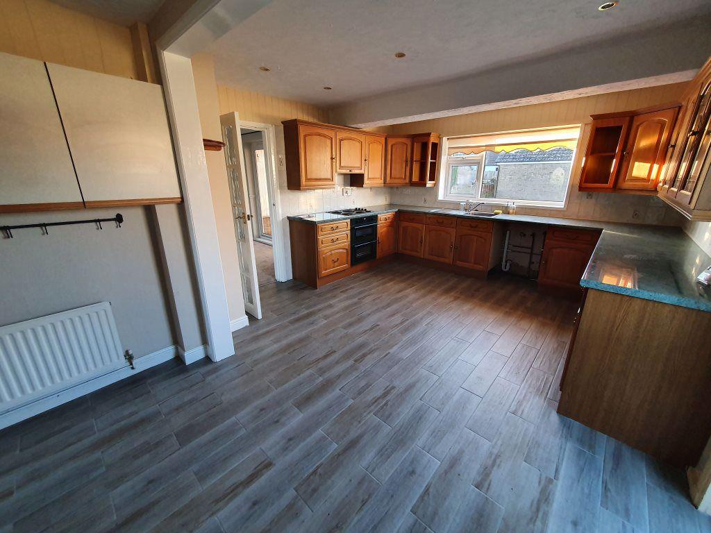 Dennis Estate, Kirton 3 bed house £850 pcm (£196 pw)