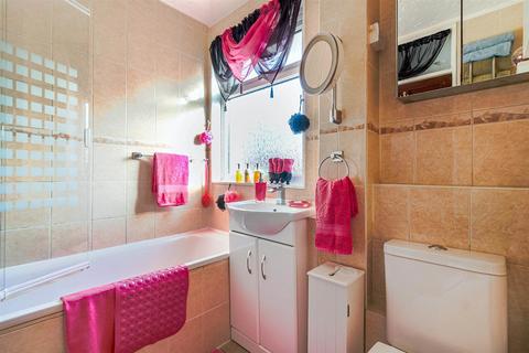 354 Manford Way, Chigwell, IG7 4AJ