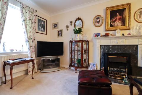 2 bedroom retirement property for sale - Hills Place, Guildford Road, Horsham