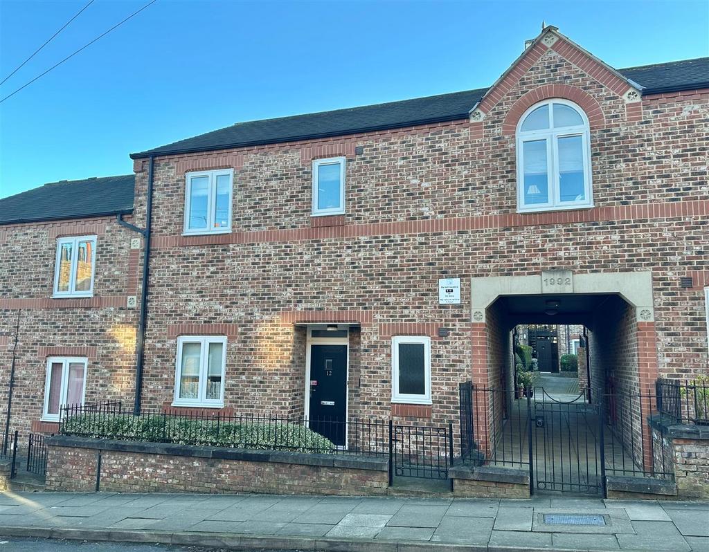 Lambert Court, Buckingham Street, York 1 bed flat £35,000