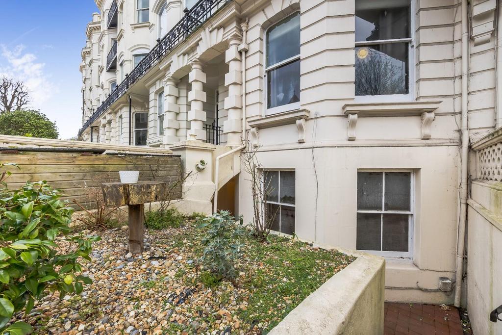 Denmark Terrace, Brighton Studio for sale £185,000
