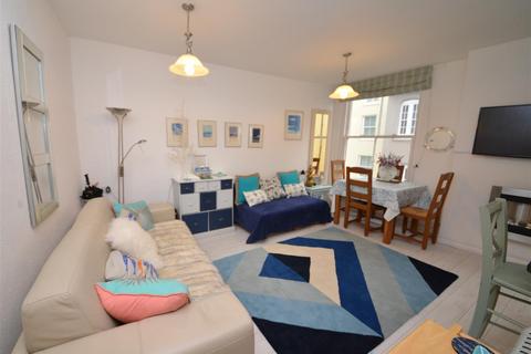 1 bedroom flat for sale, 1 Warwick House, The Norton, Tenby, Pembrokeshire. SA70