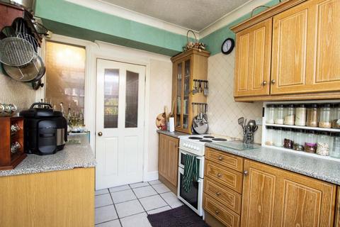 243 Blackburn Road, Darwen, BB3 1HL