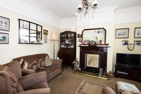 243 Blackburn Road, Darwen, BB3 1HL