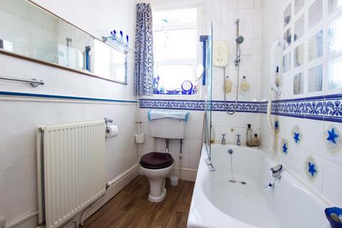 243 Blackburn Road, Darwen, BB3 1HL