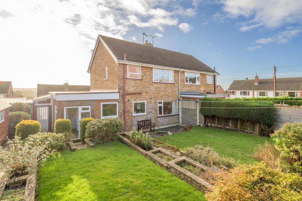 Kipling Road, Gornal, DY3 3DY 3 bed semidetached house £275,000
