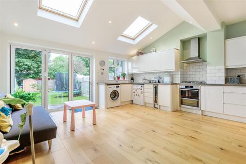 10 Stanley Road, Carshalton, SM5 4LF