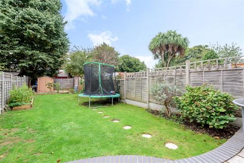 10 Stanley Road, Carshalton, SM5 4LF