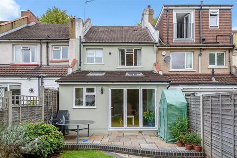 10 Stanley Road, Carshalton, SM5 4LF