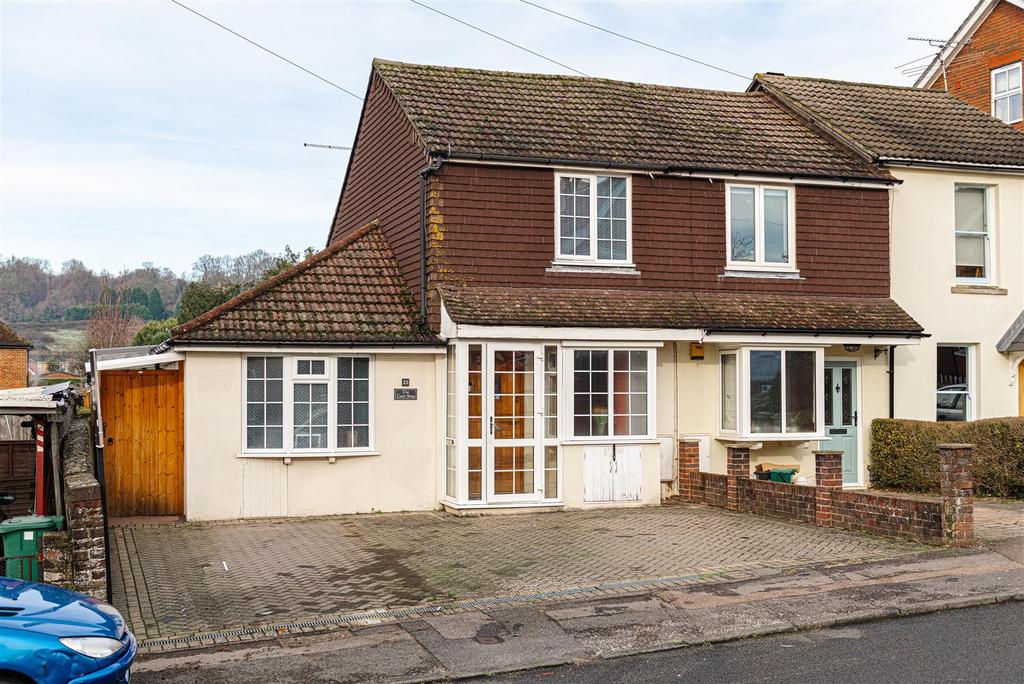 Allingham Road, Reigate 2 bed end of terrace house £450,000