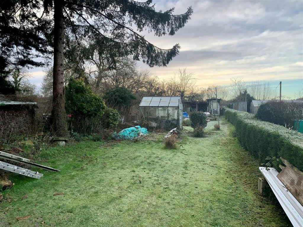 Garden 2.jpg