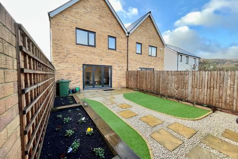28 Budding Way, Dursley, GL11 5BE