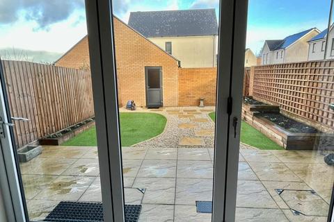 28 Budding Way, Dursley, GL11 5BE