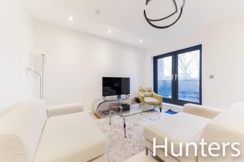 Flat 4, Bank Chambers, 2 Green Lane, Worcester Park, KT4 8AD