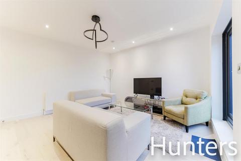 Flat 4, Bank Chambers, 2 Green Lane, Worcester Park, KT4 8AD