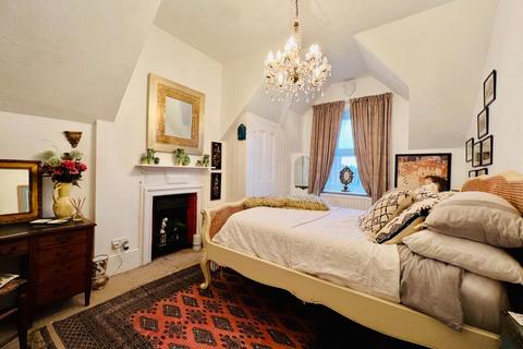 3 bedroom apartment for sale - Grimston Avenue, Folkestone , Kent