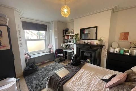 5 bedroom semi-detached house to rent - 31 Harborne Park Road, Harborne, Birmingham