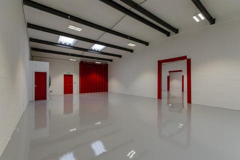 Industrial unit to rent - Glenville Mews, Earlsfield